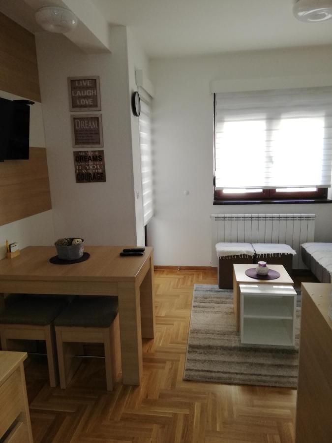 Apartman Milosevic ซลาตีบอร์ ภายนอก รูปภาพ